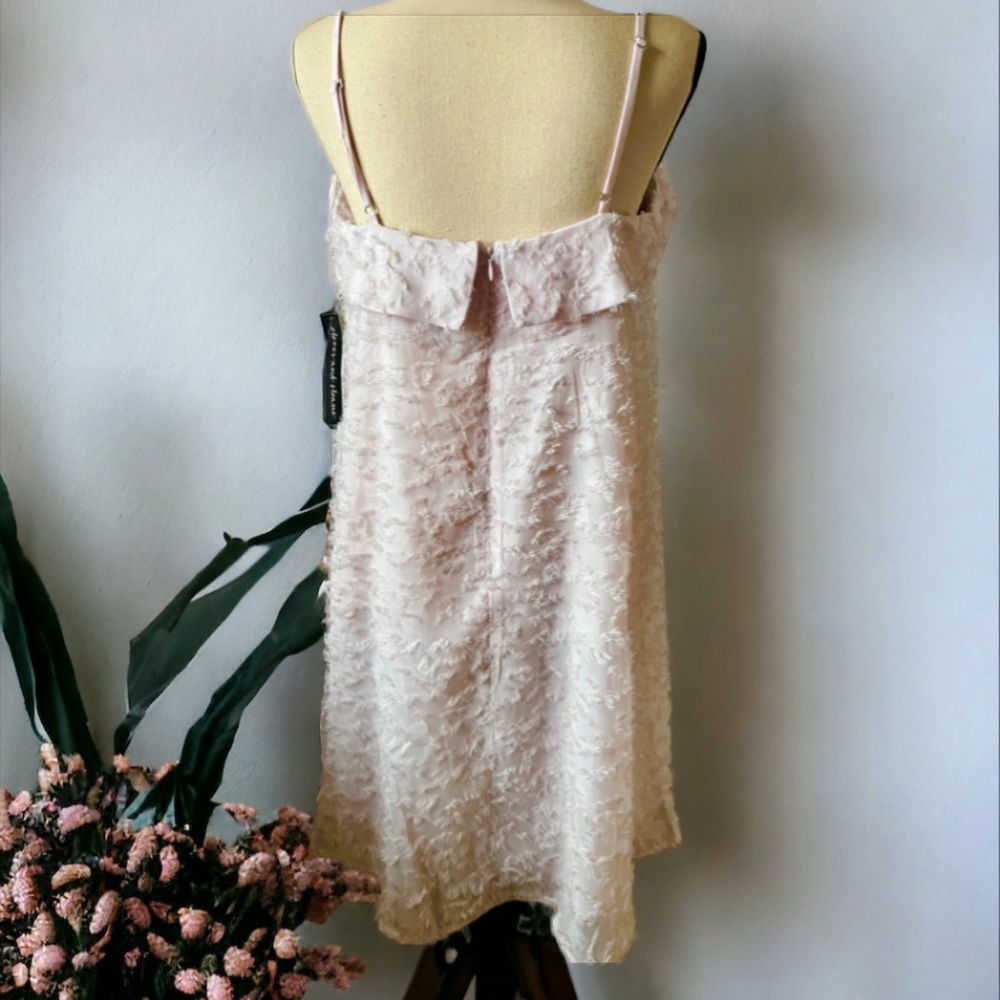Clover and Sloane Pink Fuzzy Dress Size Large - Picture 8 of 16